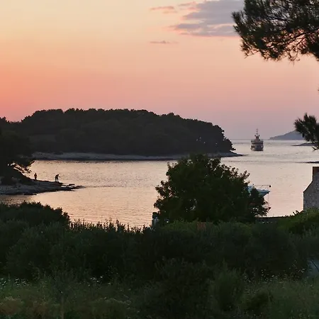 Casa di campagna Robinson House Nicolina Hvar Town