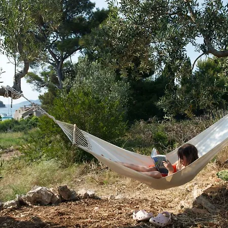 Robinson House Nicolina * Hvar Town