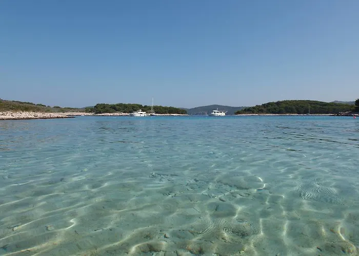 Robinson House Nicolina Casa rural Hvar Town